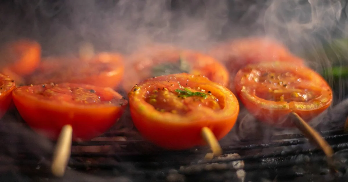 Grillede tomater opskrift fra Glade Groensager for stop madspild