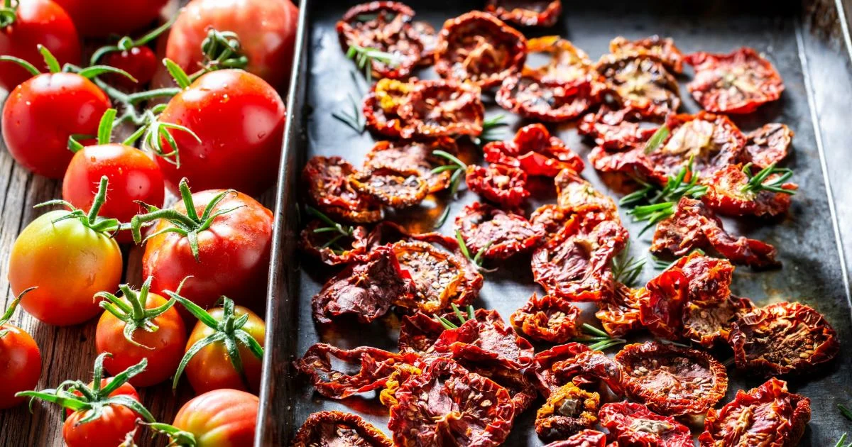 Ovntørrede tomater opskrift fra Glade Groensager for stop madspild